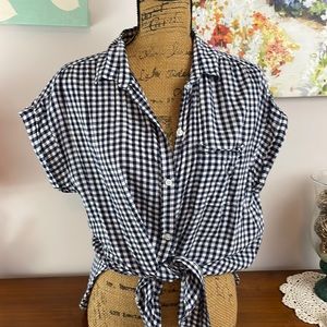 American Eagle checked button down shirt